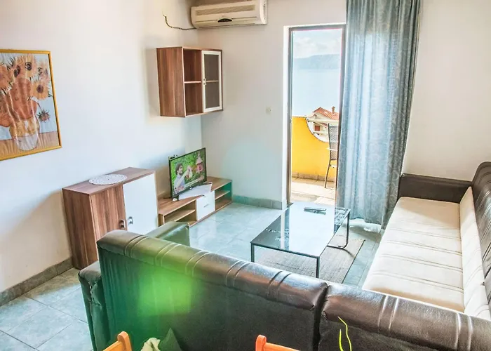Apartamento Stana-3 By Interhome